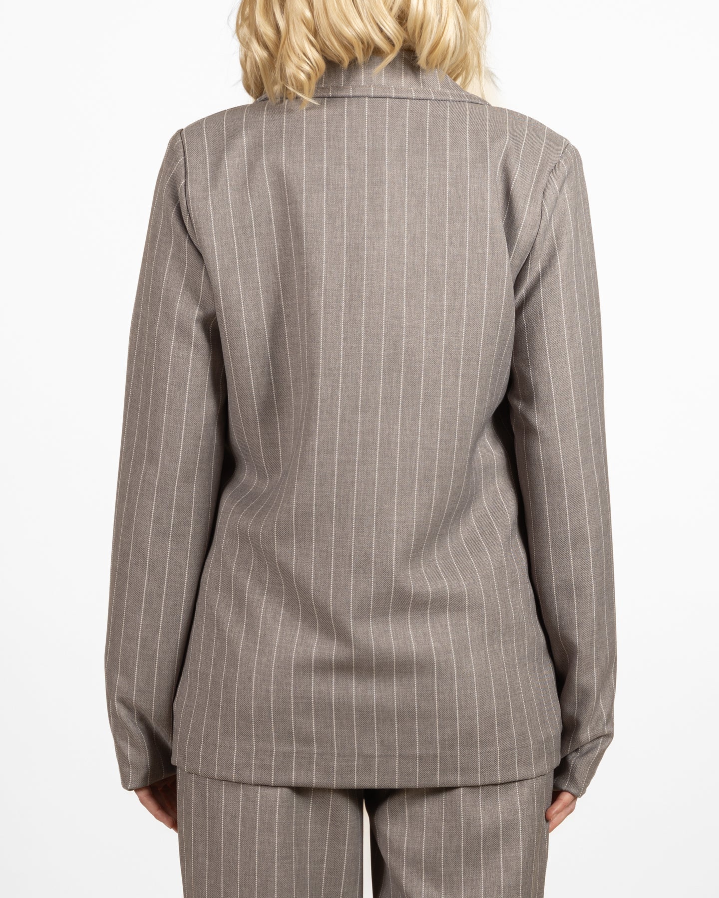 Blazer à rayures fines, 1 bouton, 2 fausses poches, couleur pierre