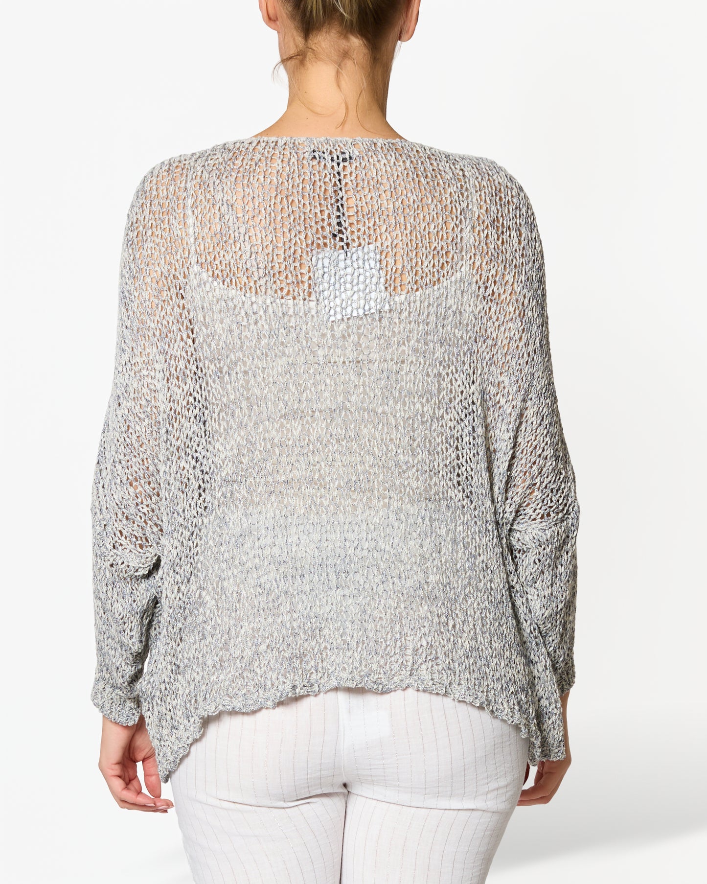 Pull en crochet à col en V bleu à épaules tombantes avec fil lurex