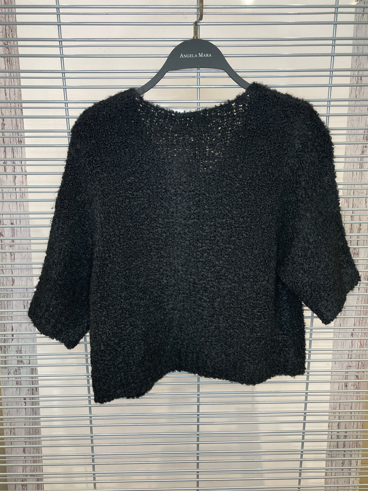 Bouclé Knit Button-Front Cardigan – Black