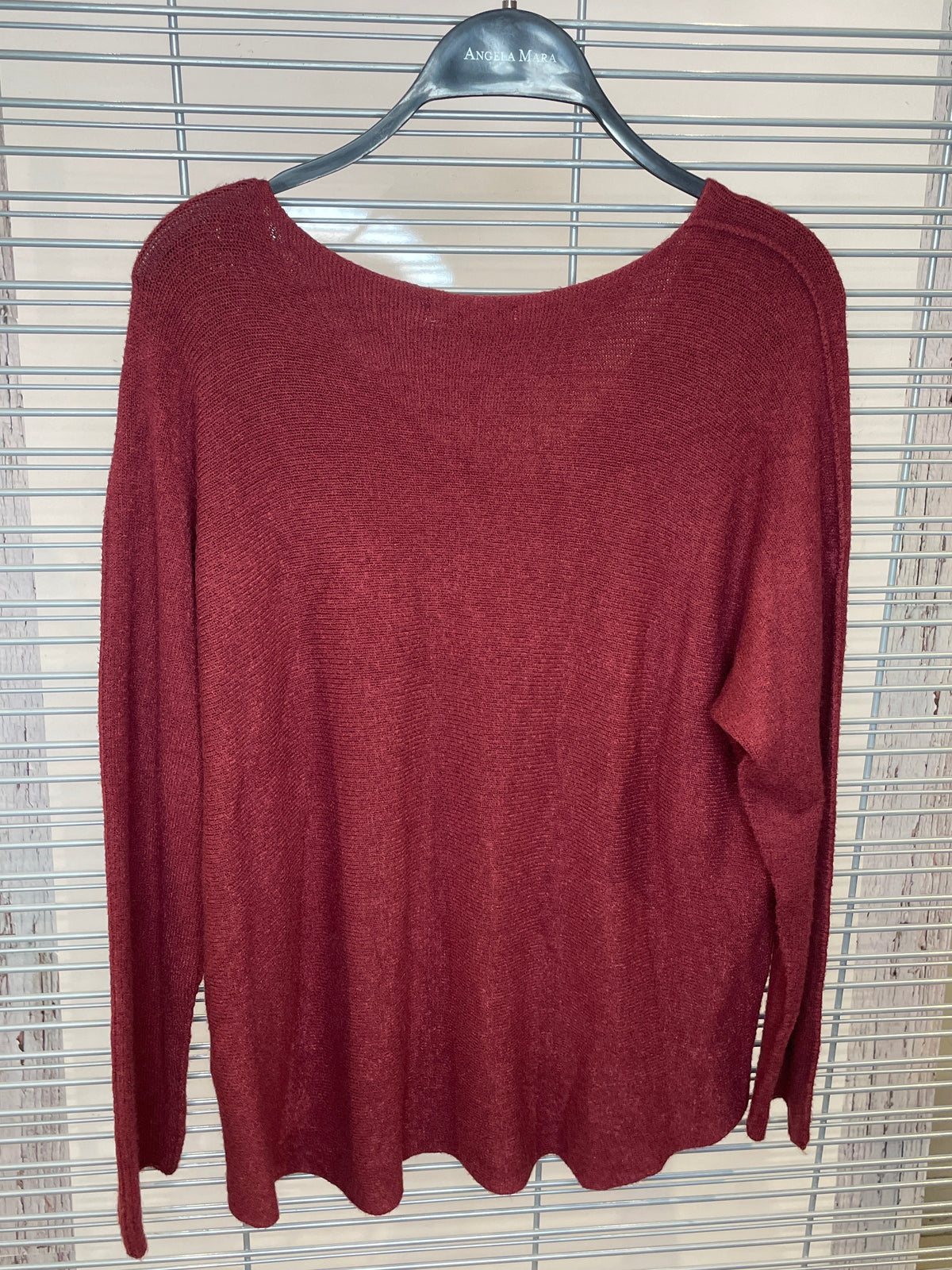Lightweight V-Neck Knit Sweater – Burgundy