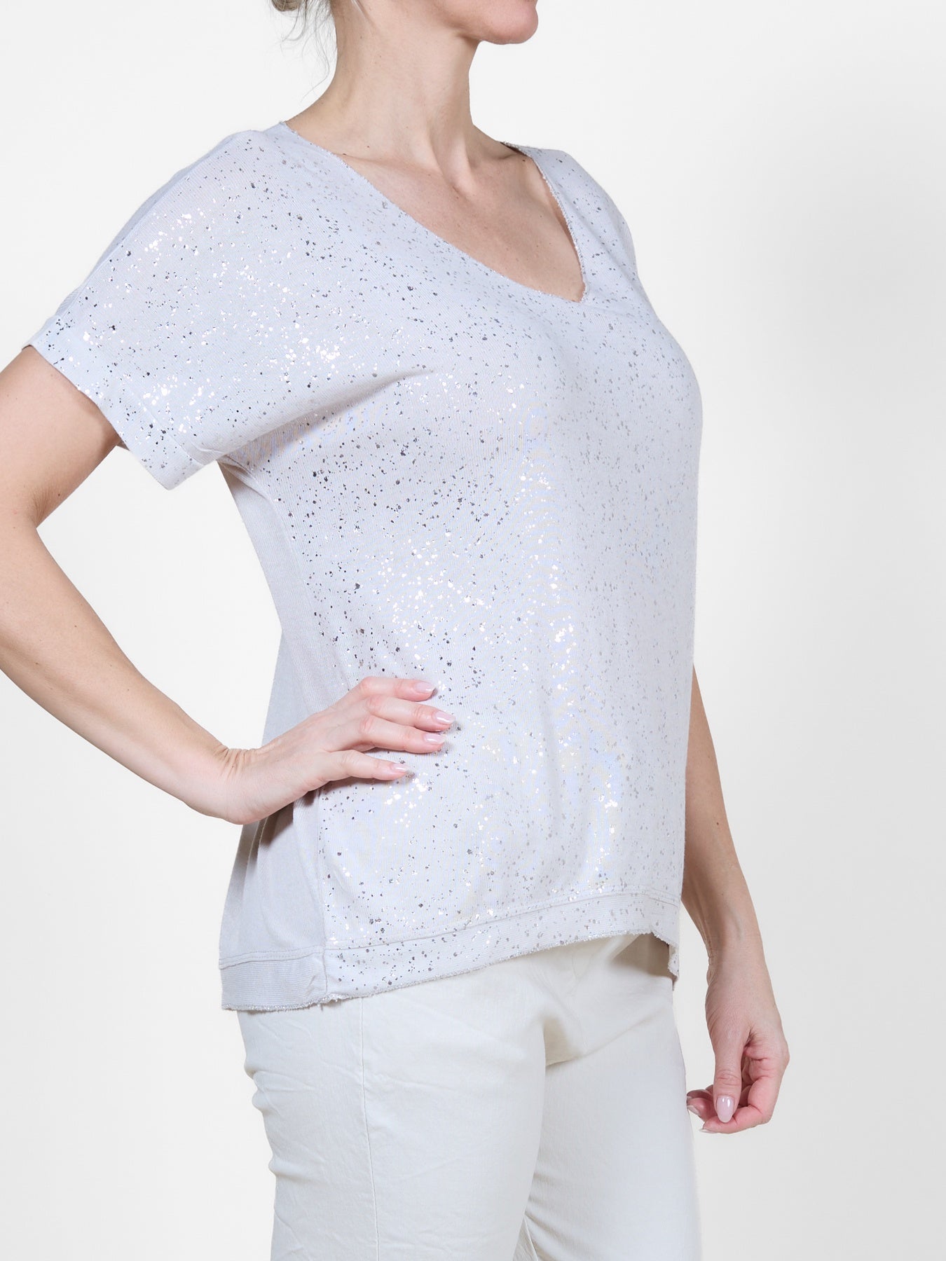 Haut à manches courtes et col en V couleur sable scintillant