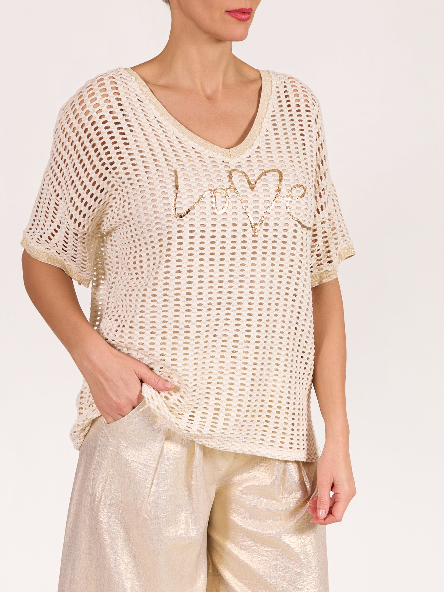 Haut champagne en tricot ample à manches courtes avec motif « LOVE »