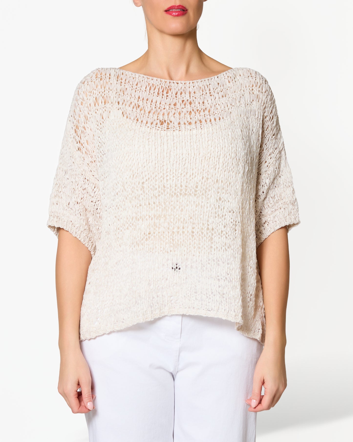 Pull en crochet gris à encolure bateau et épaules tombantes