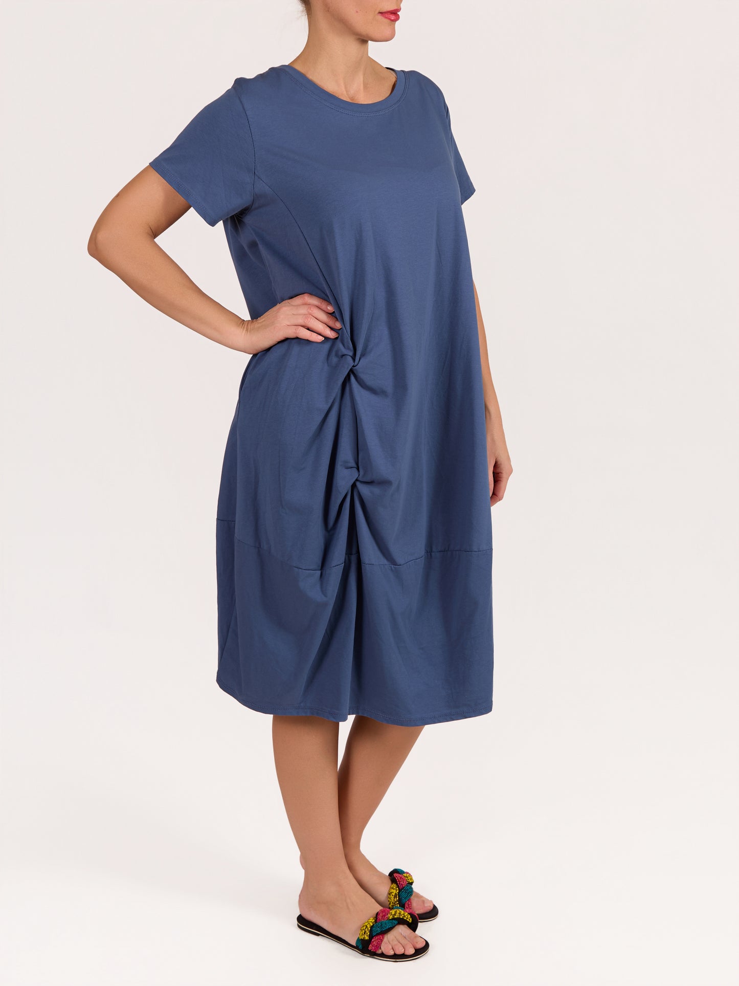 Robe t-shirt bleu denim à poches plissées