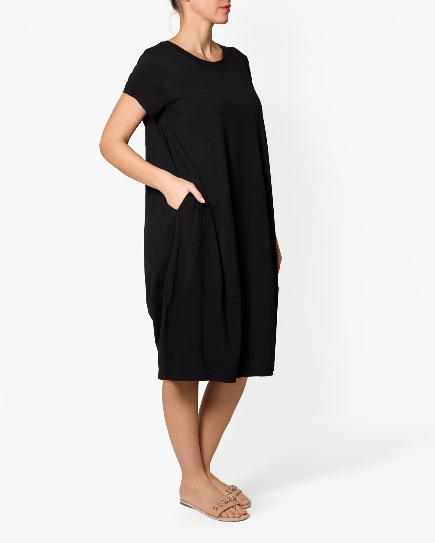 Robe t-shirt coupe barrel noir bleu à poches