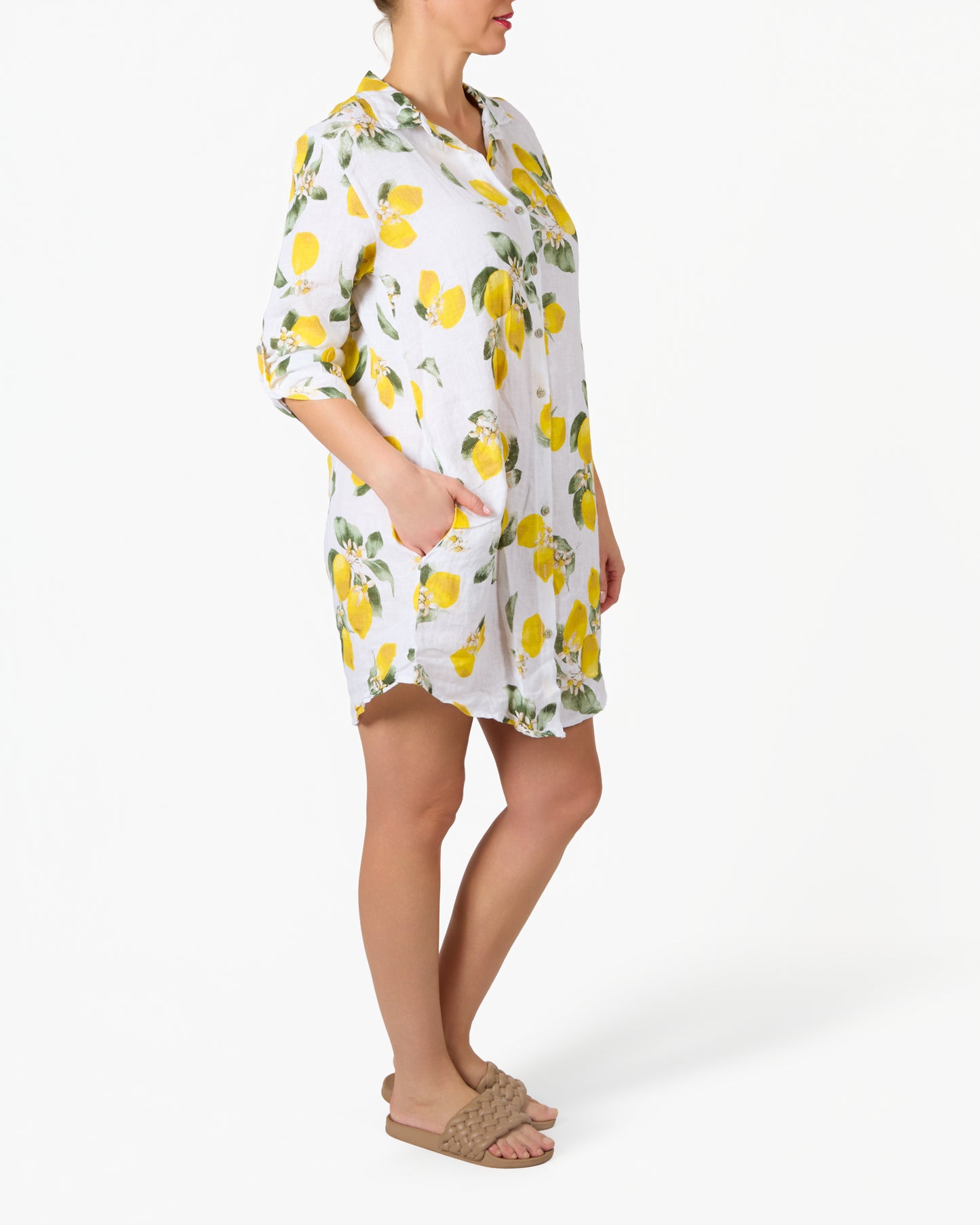 Robe blanche à imprimé citron boutonnée 3/4 élégante