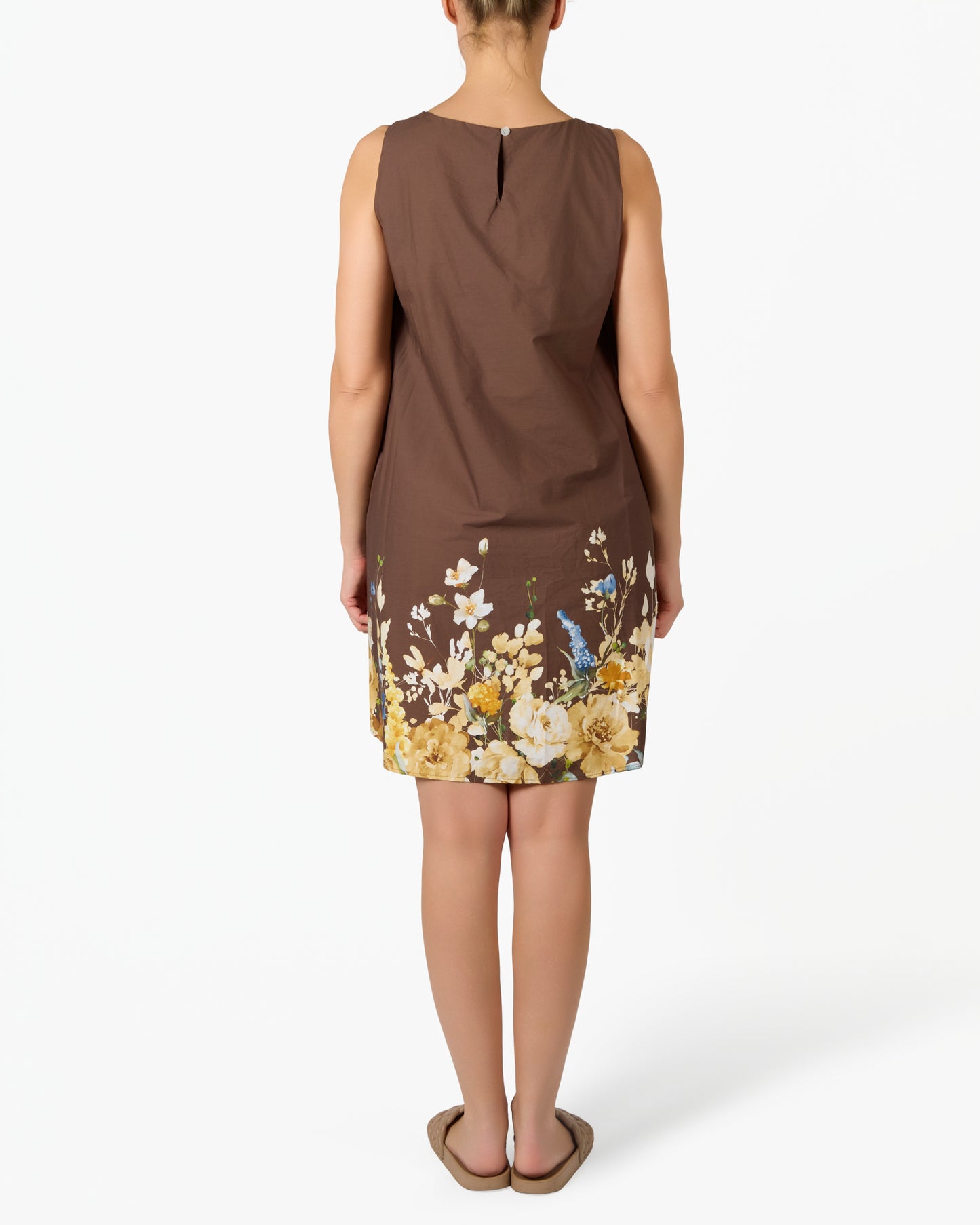 Robe espresso florale à col plissé