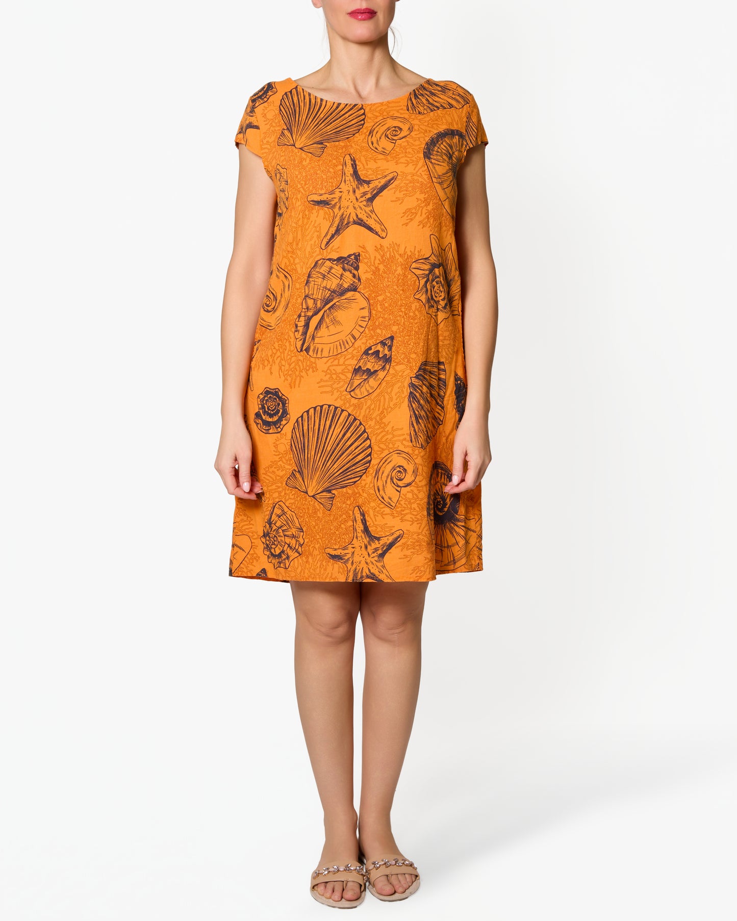 Robe orange à manches capuchon avec imprimé coquillages et côtés en maille côtelée