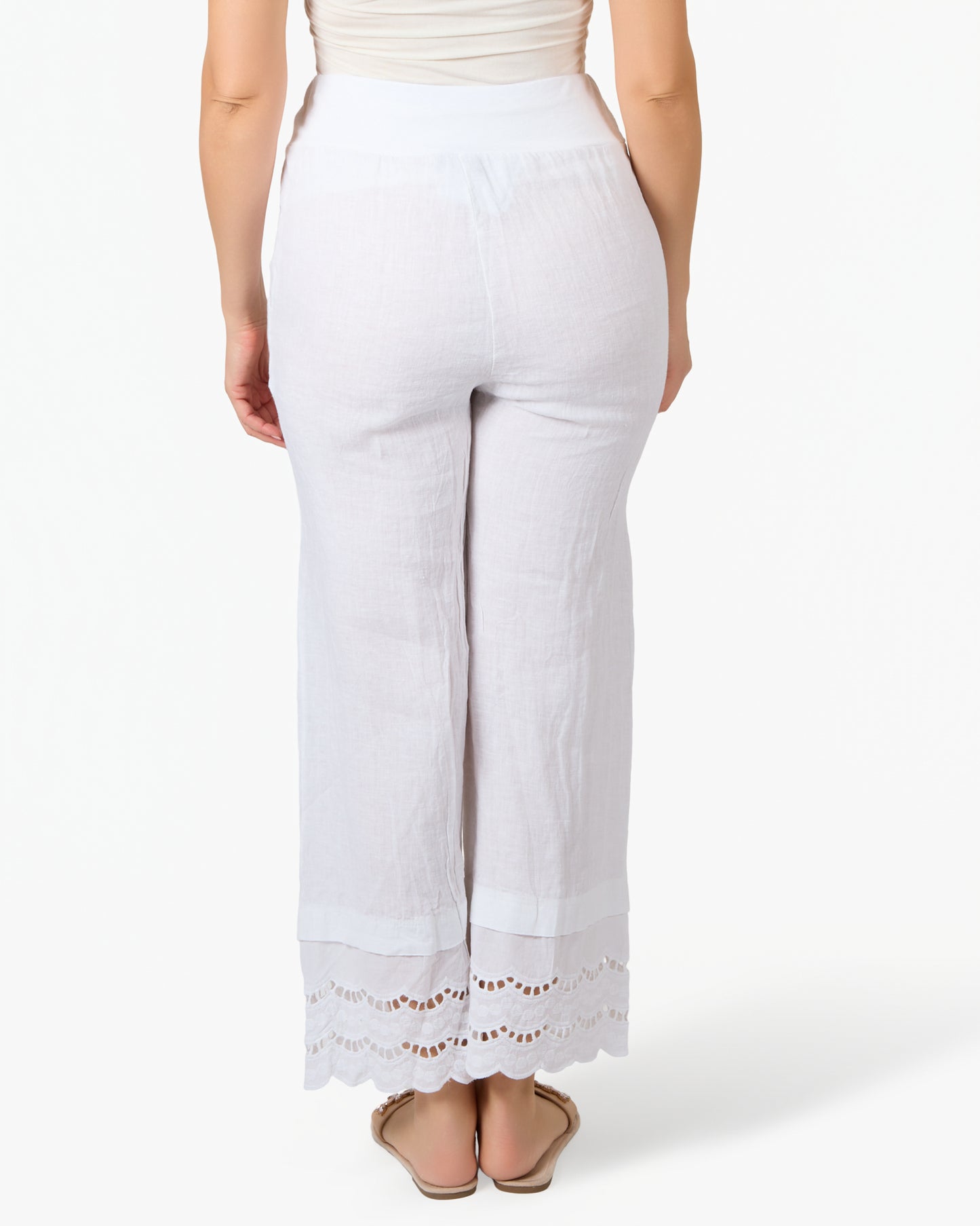 Pantalon blanc en lin et dentelle à taille élastique