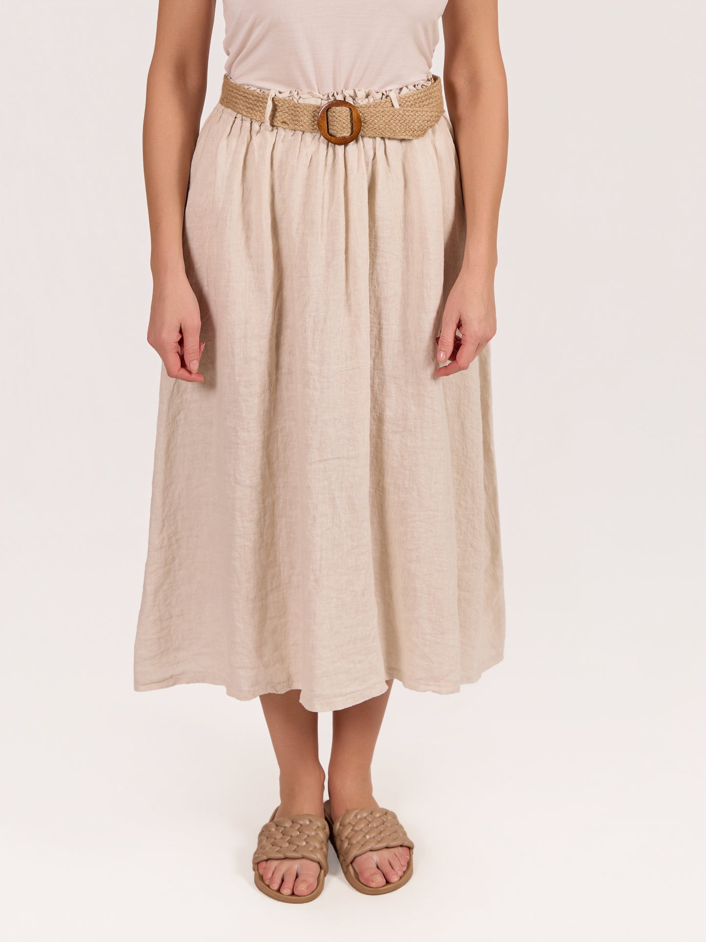 Jupe beige en lin ceinturée