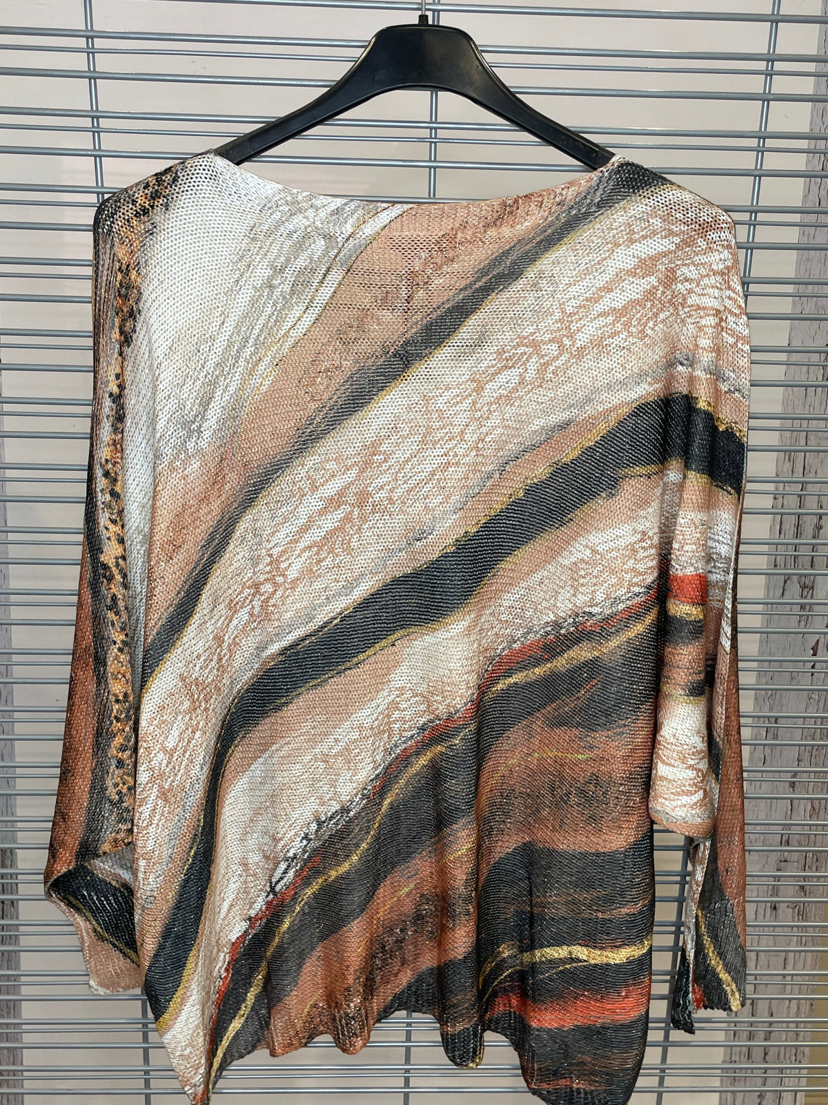 Marble Swirl Print Knit Top – Peach, Black & Rust