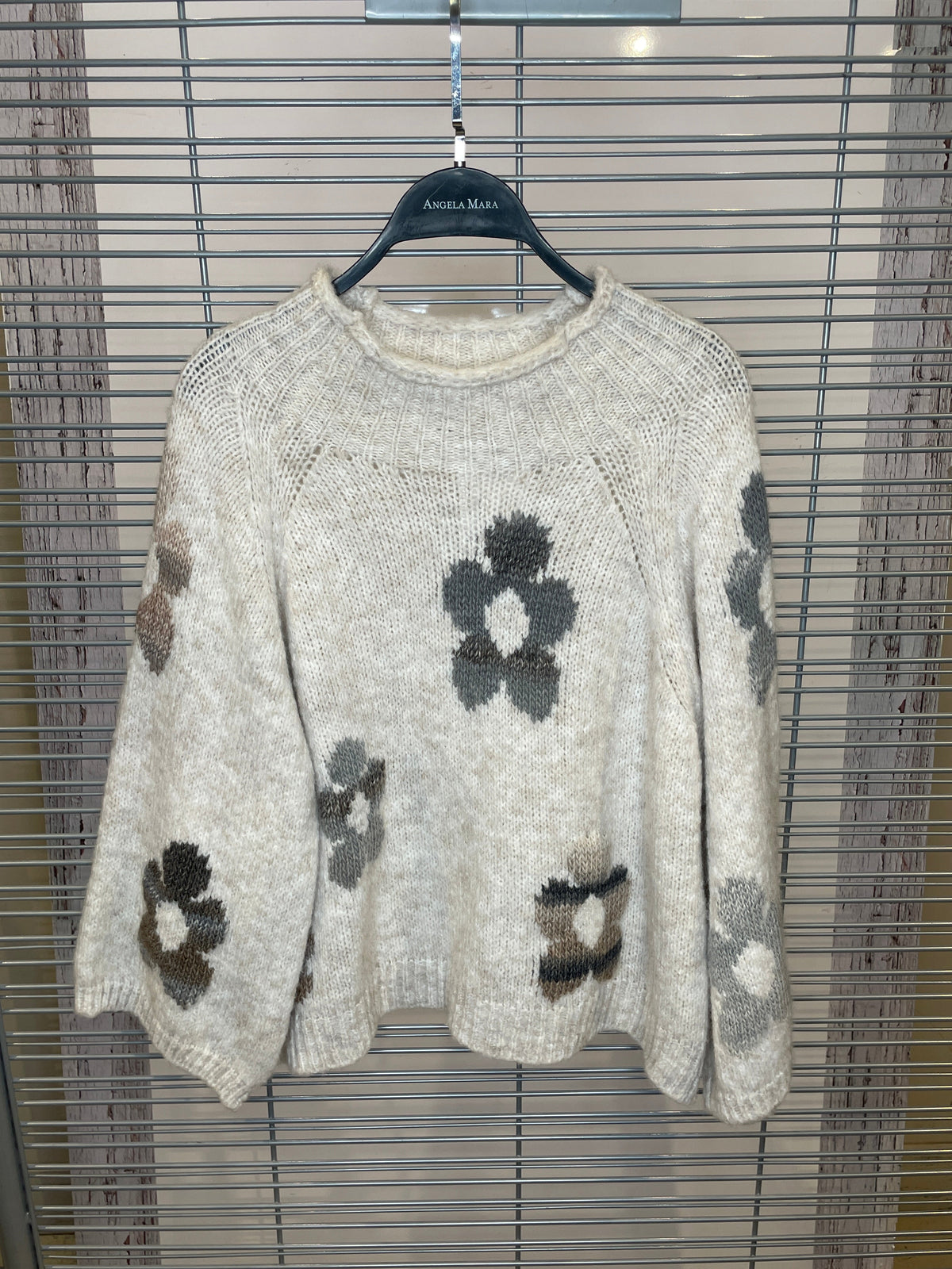 Flower Pattern Chunky Knit Sweater – Cream, Grey & Taupe
