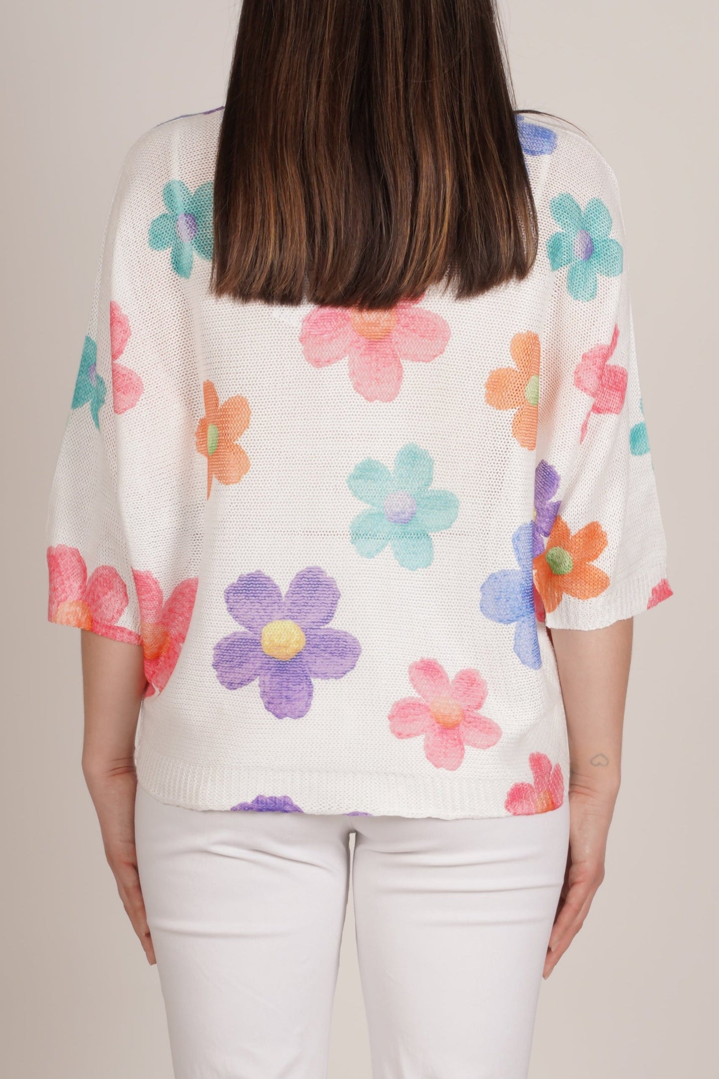 Pull blanc à col rond et imprimé marguerites multicolores