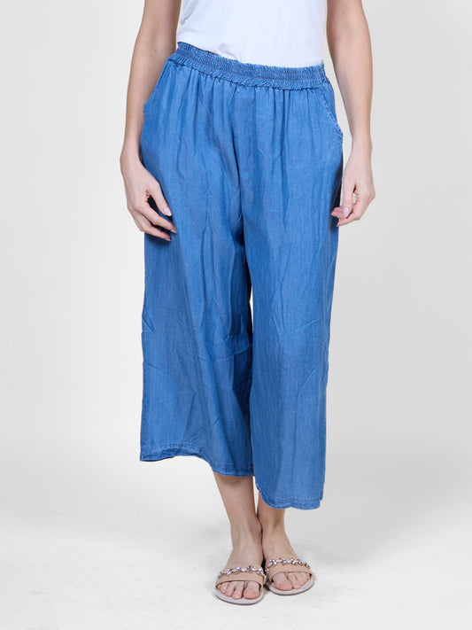 Pantalon en denim foncé à enfiler, longueur cheville