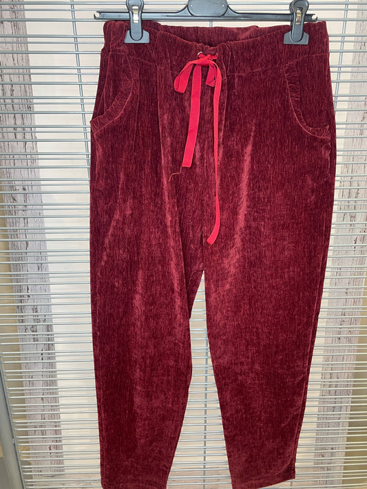 Pantalon fuseau en chenille froissée avec cordon en ruban – bourgogne