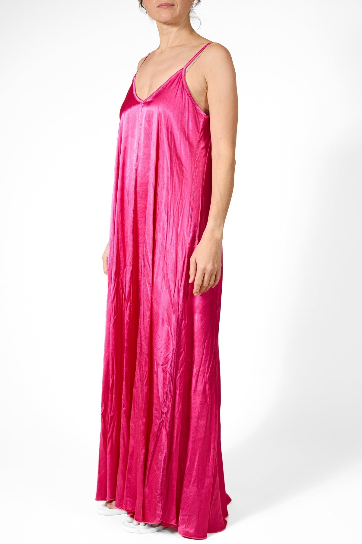 Robe longue à fines bretelles cerise