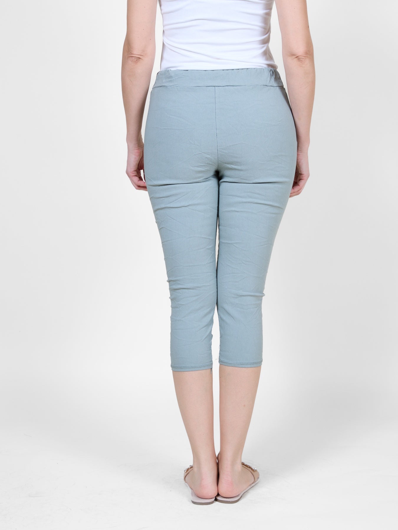 Palm Pull-On Jogger Capri Pants