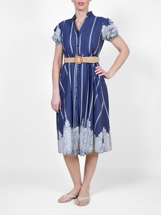 Robe-chemise midi boutonnée bleu nuit avec ceinture tissée