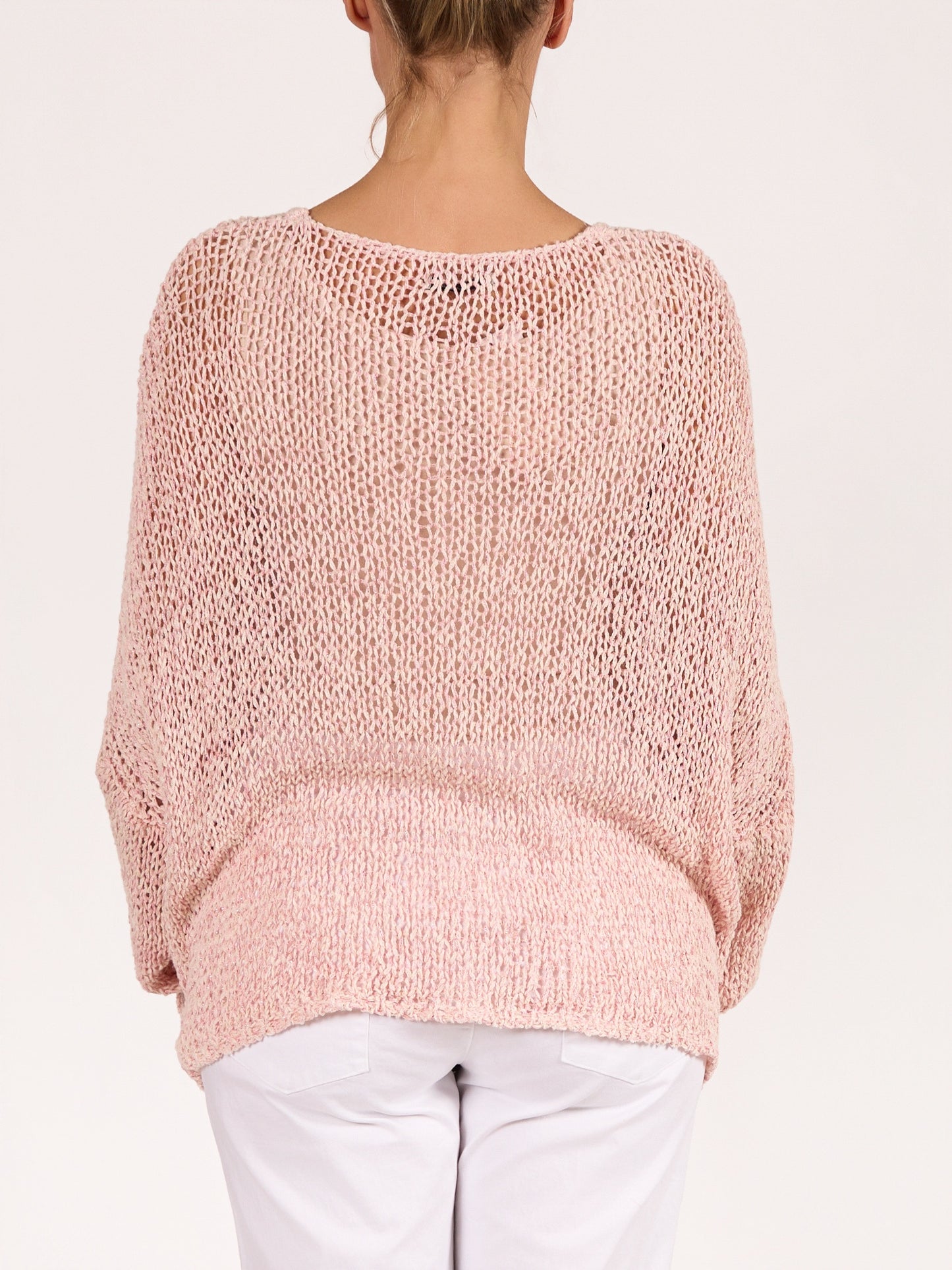 Pull en crochet à col en V rose à épaules tombantes avec fil lurex
