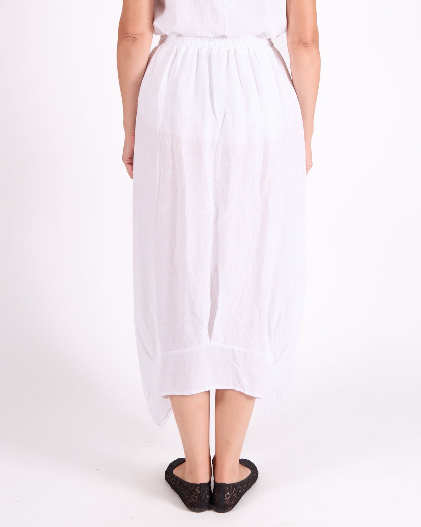 White Pull on Drawstring Band Hem 2 pocket insirt Skirt