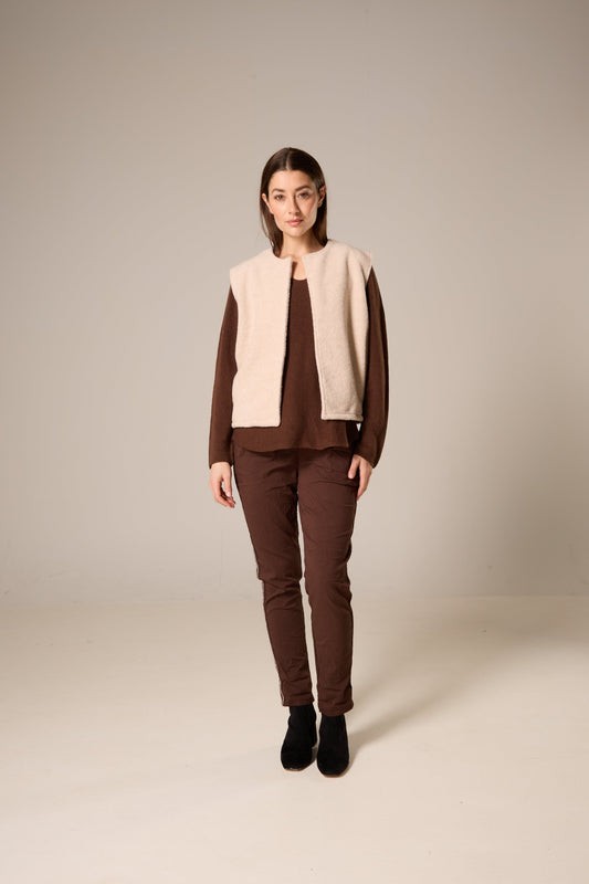 Veste sans manches ouverte d'apparence laine bouillie – crème