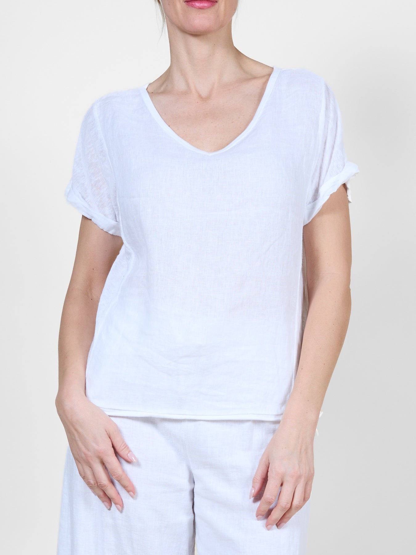 T-shirt blanc léger à col en V