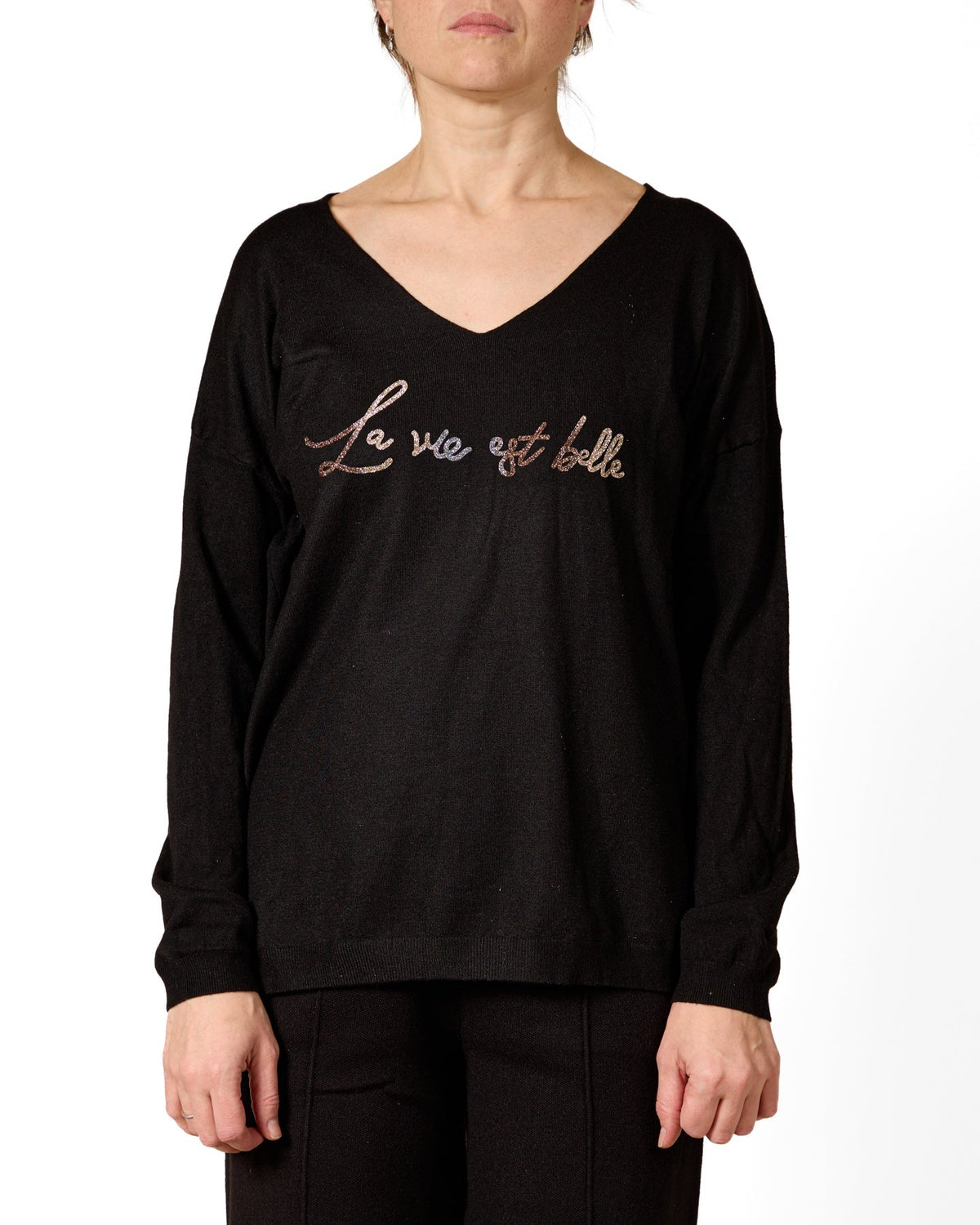 Ebony V-Neck "LA VIE ET BELLE" Long Sleeve