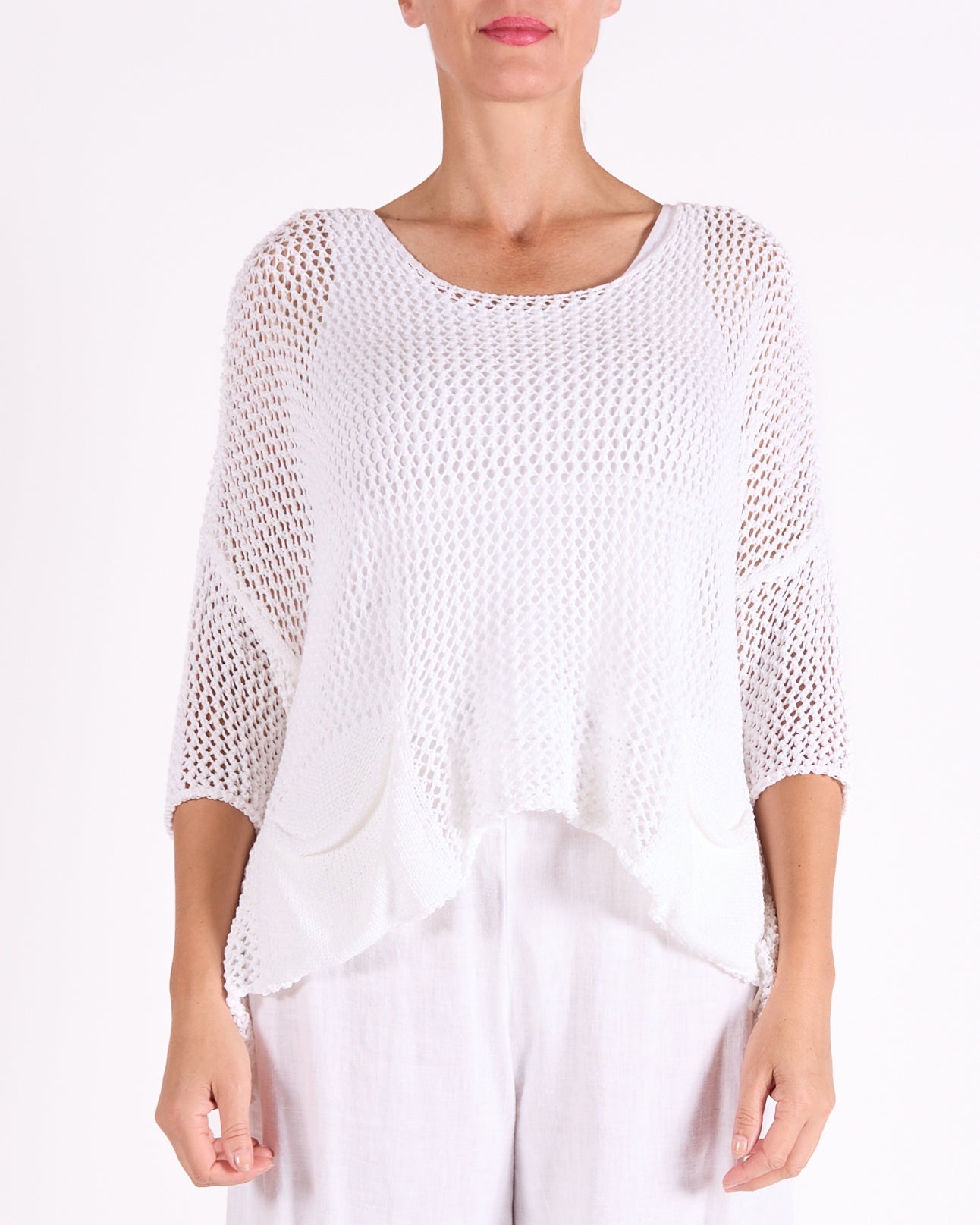 Pull maille blanc col bateau deux poches manches coudes