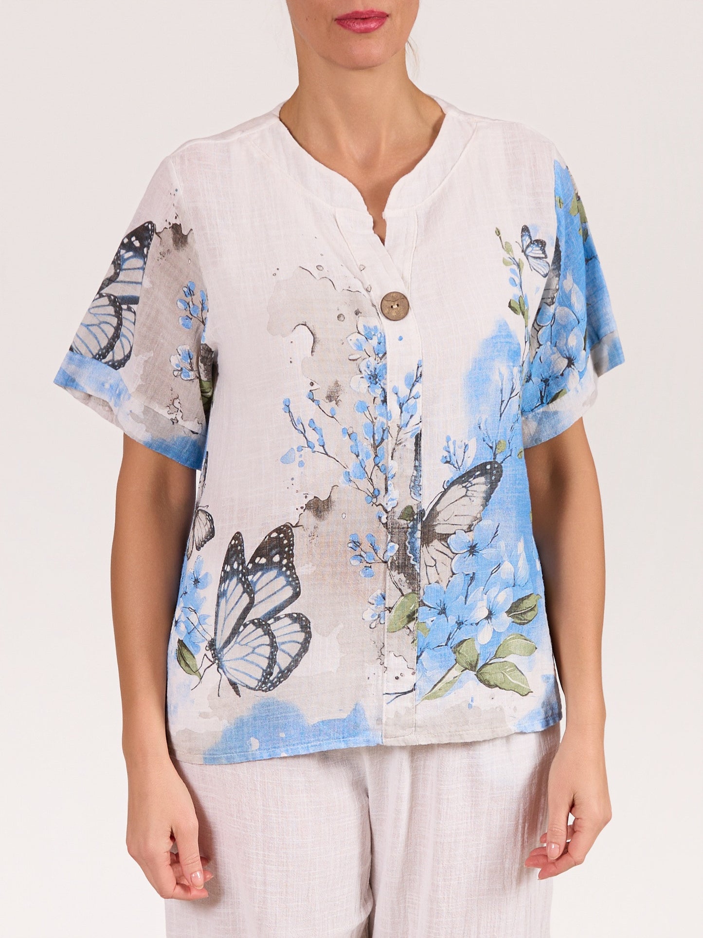 Chemise Blanche à Manches Courtes avec Bouton Unique et Imprimé Papillons Bordure
